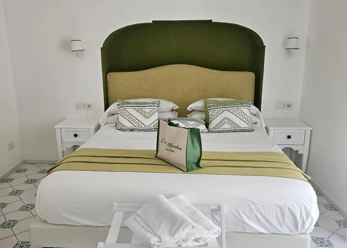 Casa Mandara Bed & Breakfast 4*